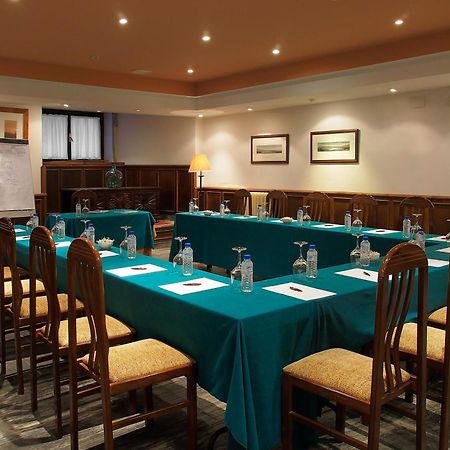 Hotel Y Apartamentos Arias Navia Dış mekan fotoğraf