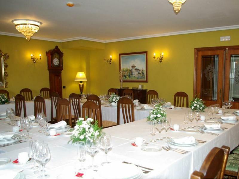 Hotel Y Apartamentos Arias Navia Dış mekan fotoğraf
