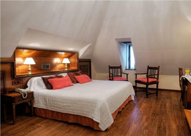 Hotel Y Apartamentos Arias Navia Dış mekan fotoğraf